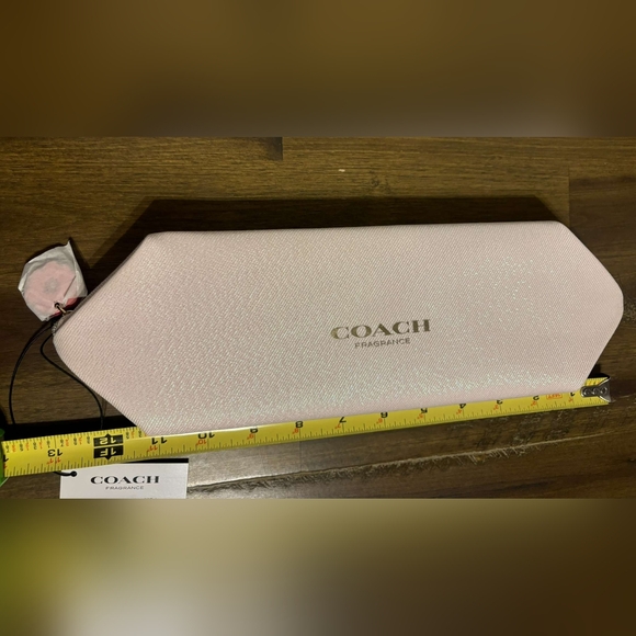 Light pink glitery Coach bag - Picture 8 of 16